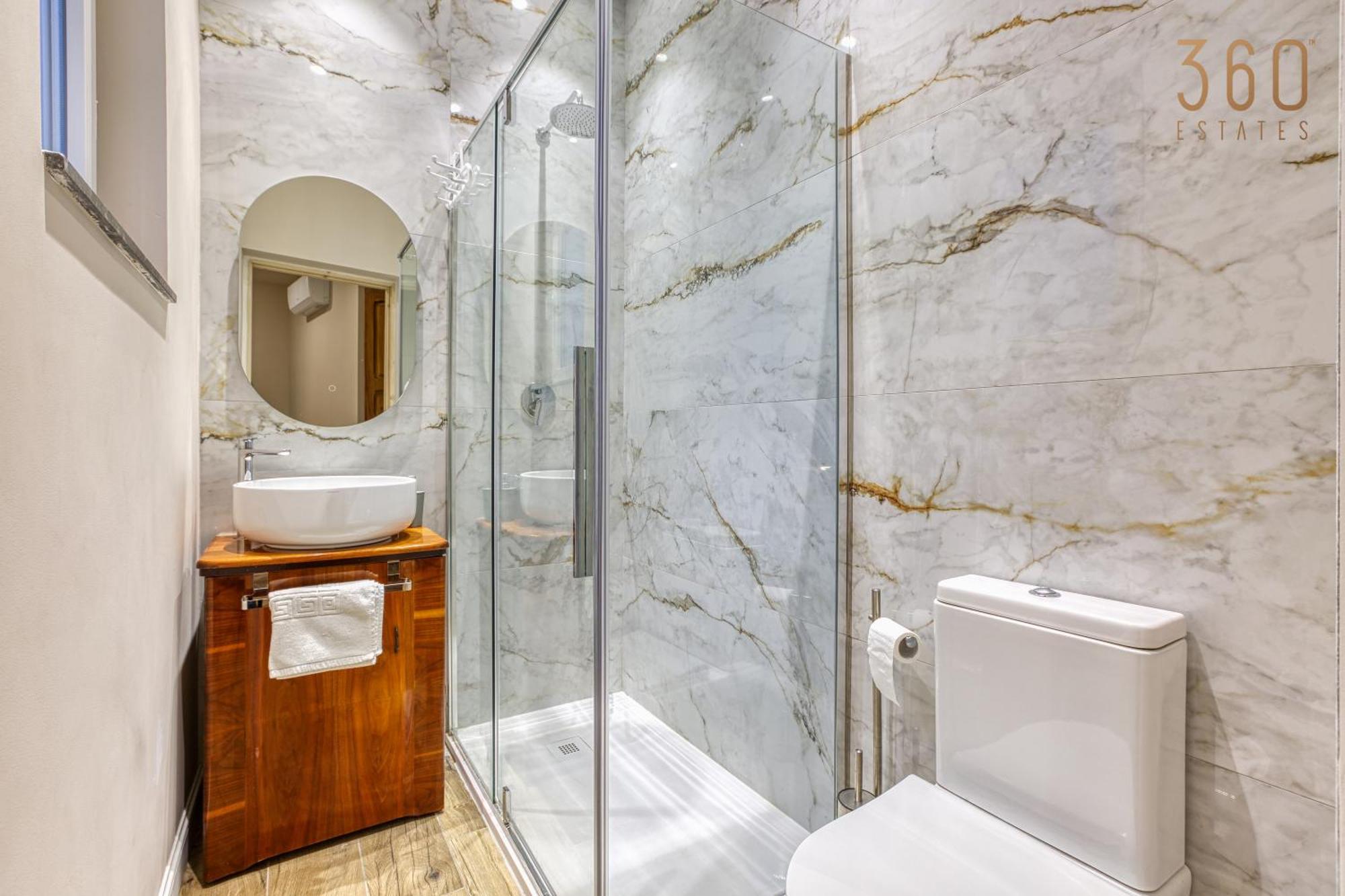 Designer Finish, 2br With Smart Tv & Wifi By 360 Estates * Sliema
