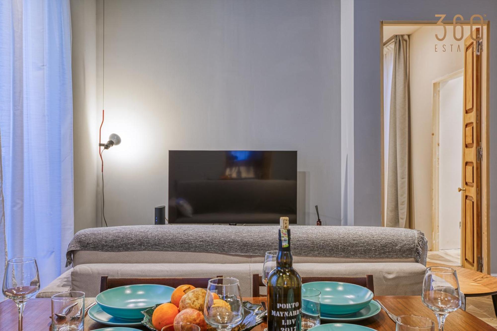 Designer Finish, 2br With Smart Tv & Wifi By 360 Estates Apartment